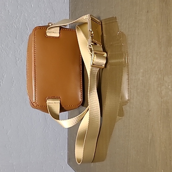 Michael Kors Brown Leather Belt Bag/Crossbody bag - Picture 2 of 6